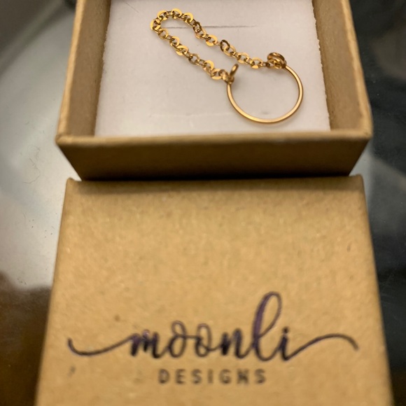 New! Dangle Ear Cuff - Picture 3 of 4